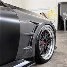 Load image into Gallery viewer, G87 M2 Carbon Fiber Fenders
